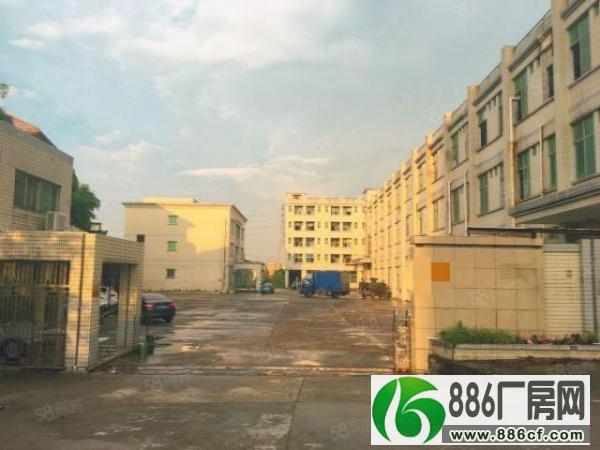 东莞市东城区花园式厂房13层面积16000平方，可办环评。