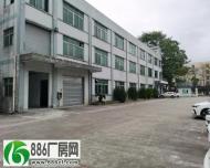 
长安镇一楼厂房500起租，二楼300平方米起租，带现成办公室

