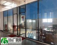 
顺德区容桂镇原房东厂房出租，水电齐全，现成办公室。

