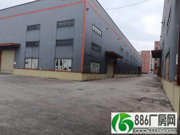 
陈村镇广隆工业区单层钢构厂房6000平方高度8米水电装修齐全

