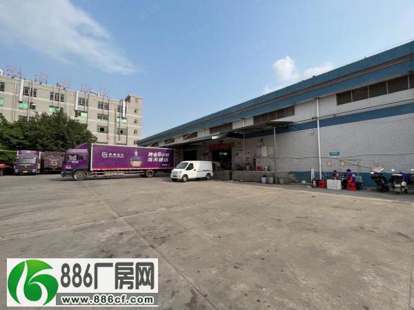 
小金口九龙住润厂附近带卸货平台单层钢构1300平方出租

