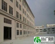 		布吉华兴工业区一楼重工业厂房1500平,高8米可分租！带水电	