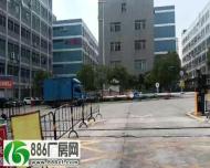 1500平深圳市龙岗平湖低价厂房出租精装修停车位多高速口近。