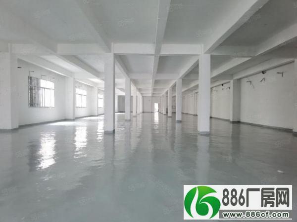 
观澜福城原房东独院一楼厂房出租960平方，实用9成，行业不限

