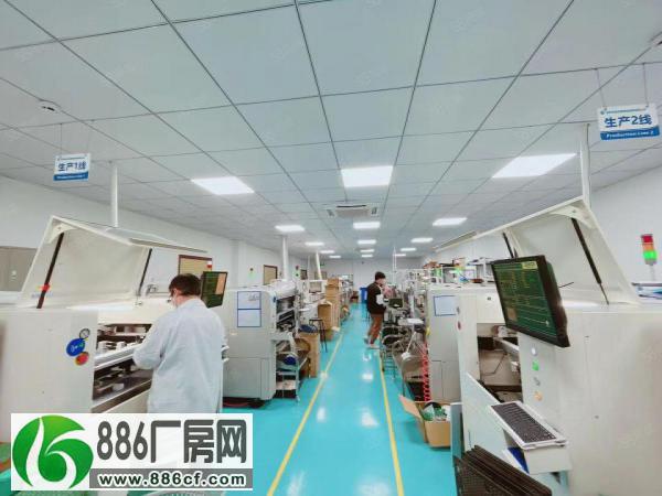 
观澜竹村地铁工业园区精装修2楼厂房650平200起租，可环评


