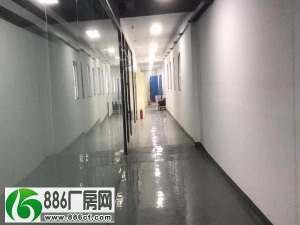 
坂田雪象地铁口小面积电商办公室出租80平120平200平

