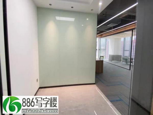  租金55租五和地铁口 坂田生态科技260平 3十1