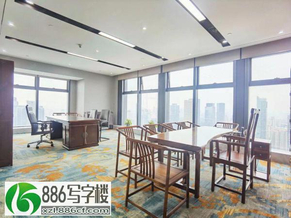 豪装）深圳星河双子塔1000平丨高层电梯口三面采光带家私