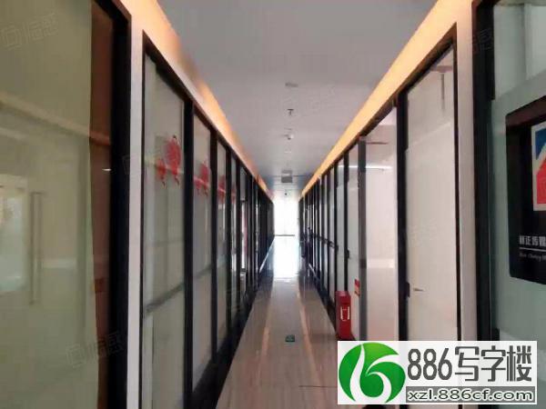 兴东地铁口50米93平2个隔间小户型办公室红本特价招租！