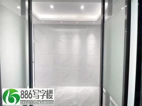 深圳北 民治地铁口120平 2十1格局 精装修 带家具落地窗